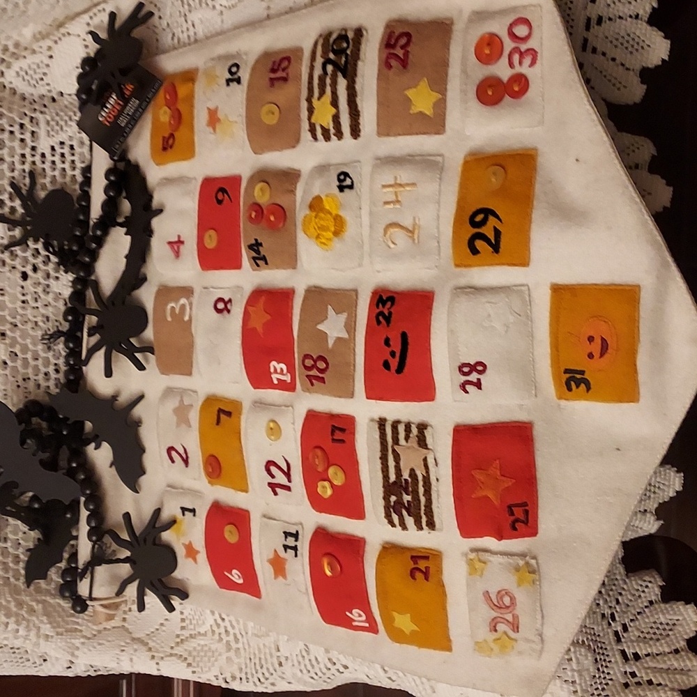 Nwt Celebrate Together Halloween Wall Decor calendar